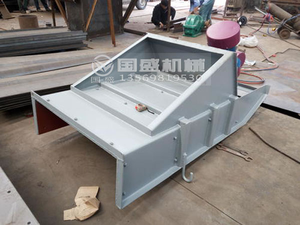 玉米電機(jī)振動(dòng)給料機(jī) 玉米電機(jī)振動(dòng)給料機(jī)