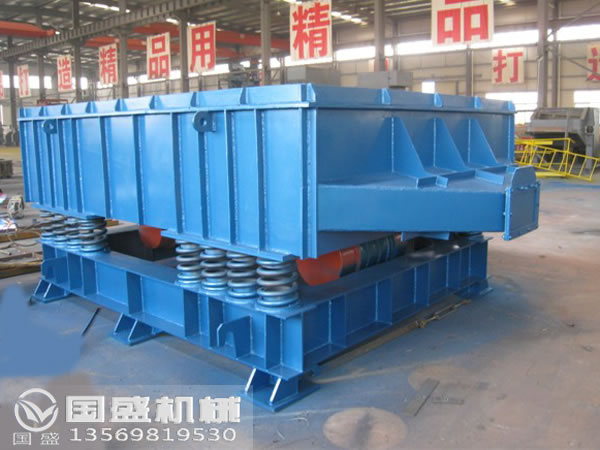振動落砂機結(jié)構(gòu)圖 振動落砂機結(jié)構(gòu)圖